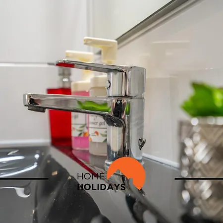 #296 Da Rocha By Holidays Daire